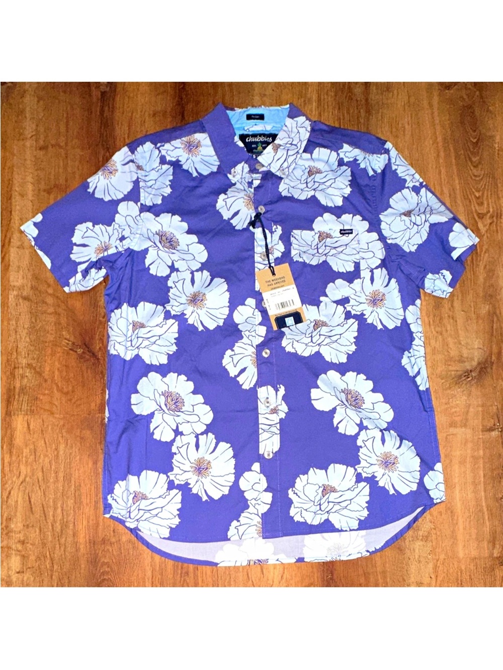 Chubbies Men's S Purple Friday Short Sleeve Hawaiian Floral Button Up Shirt